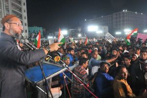Owaisi appeals to people to hoist national flag atop houses