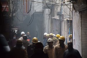 43 killed in massive fire at a factory in Delhi