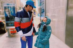 Adorable Click: Superstar and Sitara