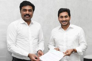 Jagan breaks rules to allow Megha Krishna Reddy to enter AP!