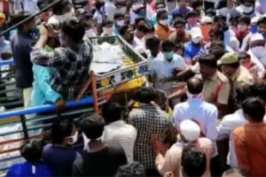 Protest by migrant workers at AIIMS Mangalagiri turns violent