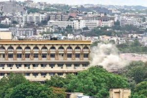 Telangana HC halts demolition of Secretariat building