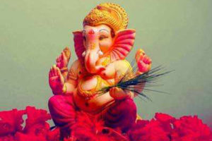 Vinayaka Chavithi begins without big idols and crowd celebrations