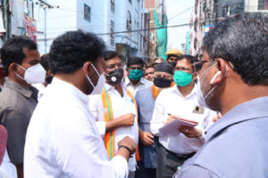Central team assess floods damage in Hyderabad and Siddipet
