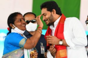AP government turned BCs in backbone classes: CM