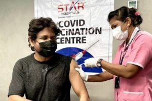 Nag takes coronavirus vaccination shot