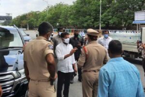 Revanth obstructed from providing free meals to Covid victims!