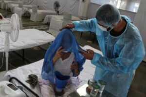 Andhra announces Rs 25L ex-gratia for doctors falling prey to Covid