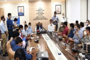 YSRCP, BJP hail Centre for notifying Krishna, Godavari river boards