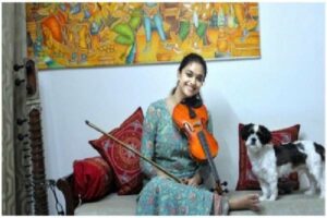 Keerthy Suresh turns violinist for ‘Sarkaru Vaari Paata’