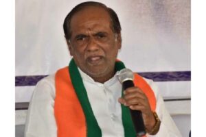Telangana BJP alleges secret deal between TRS, Congress