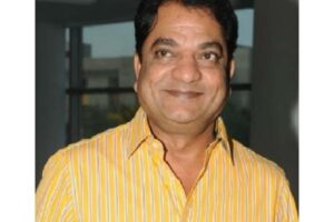 Veteran director to launch his son
