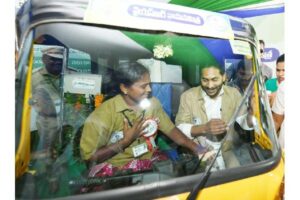 Jagan done autowala, gives Rs 261.52 crore under YSR Vahana Mitra