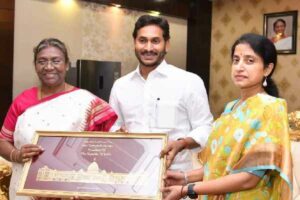 Rich traditions of Telugu language, literature well-known: Prez