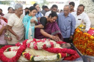 Taraka Ratna’s family members utterly shattered
