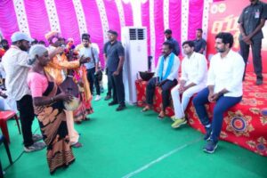Ministers, YSRCP MLAs are acting like rowdies, alleges Lokesh