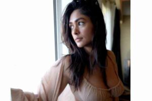 Pic Talk: Super hot Mrunal Thakur