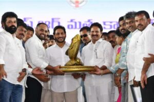 TDP, Jana Sena lack credibility, says Jagan