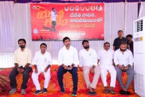 Lokesh to adopt handloom sector in AP