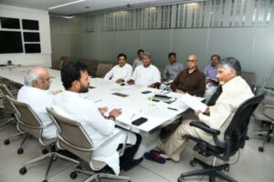 Raise voice in Parliament on Jagan’s destructive rule, Naidu tells party MPs