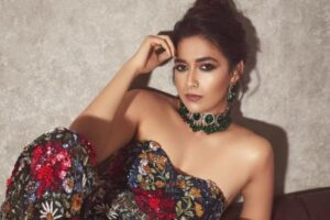 Keerthy Suresh All Set For Her Bollywood Debut