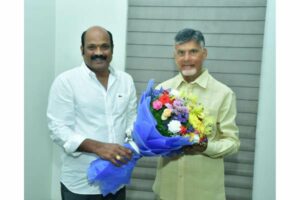 Yarlagadda meets Naidu in Hyderabad