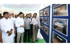 Jagan inaugurates Owk tunnel- 2, offers prayers