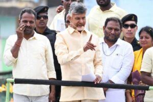 Jagan is not fit for politics, feels Chandrababu