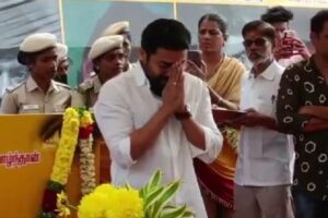 Suriya breaks down in Tears