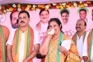 Purandheswari inaugurates party election offices