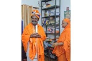 Rajinikanth embarks on spiritual trip
