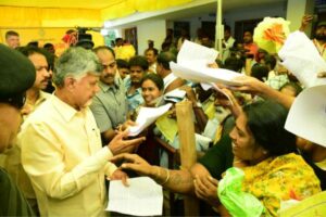 Naidu completes his two-day visit to Kuppam