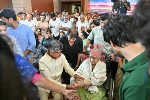 Celebs Pay Homage To Ramoji Rao