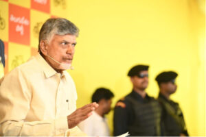 Naidu holds review on Amaravati