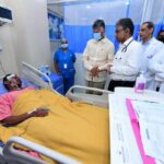 Chandrababu visits and reassures pharma blast victims