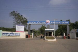 Farmers Block Sangam Dairy Inauguration Over Unpaid Dues