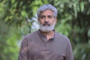 Rajamouli takes a small break from Work