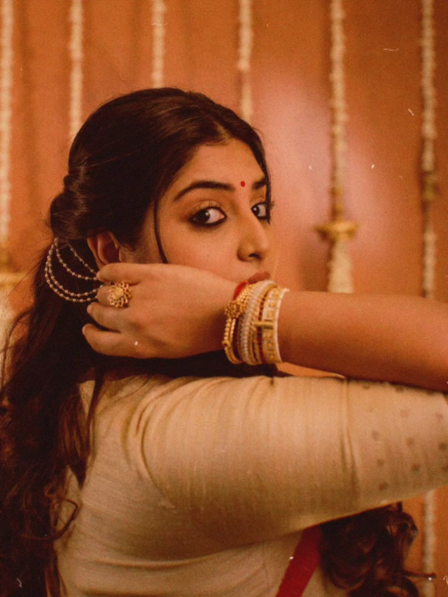 Manjima-Mohan-3