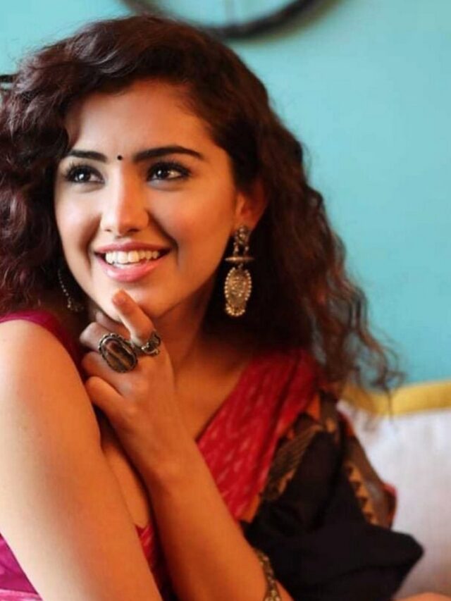 malavika-sharma-3