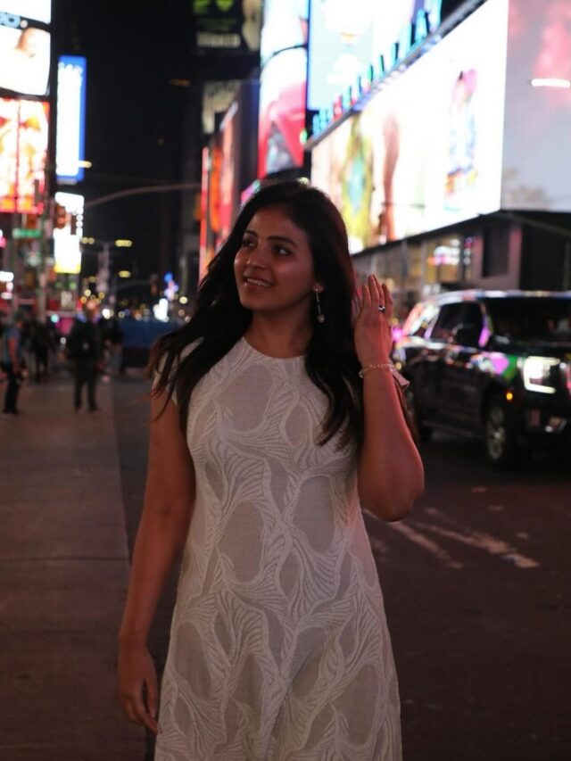 Anjali in the streets of New York