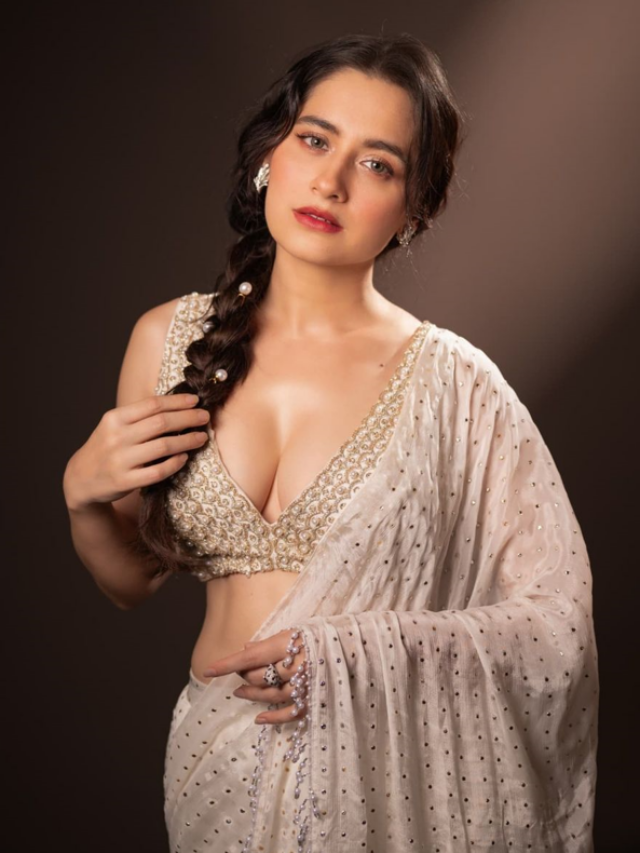 Sanjeeda Shaikh (1)