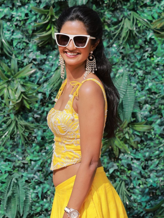 Keerthi Pandiyan Glares In Yellow Dress