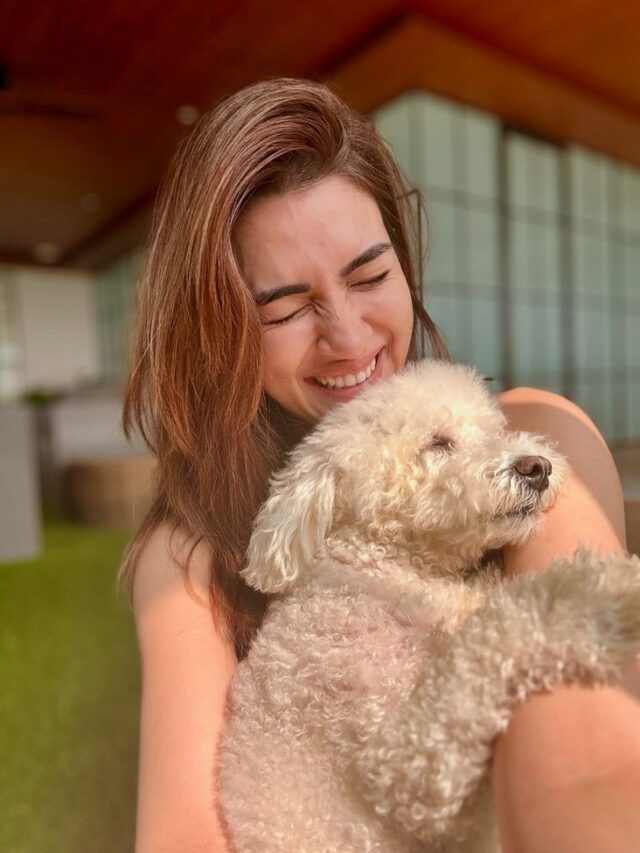 Kriti Sanon with her adorable pet