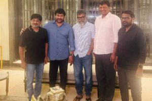 Pushpa Team takes the Blessings of Megastar