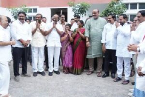 Court hearing turns into TDP reunion