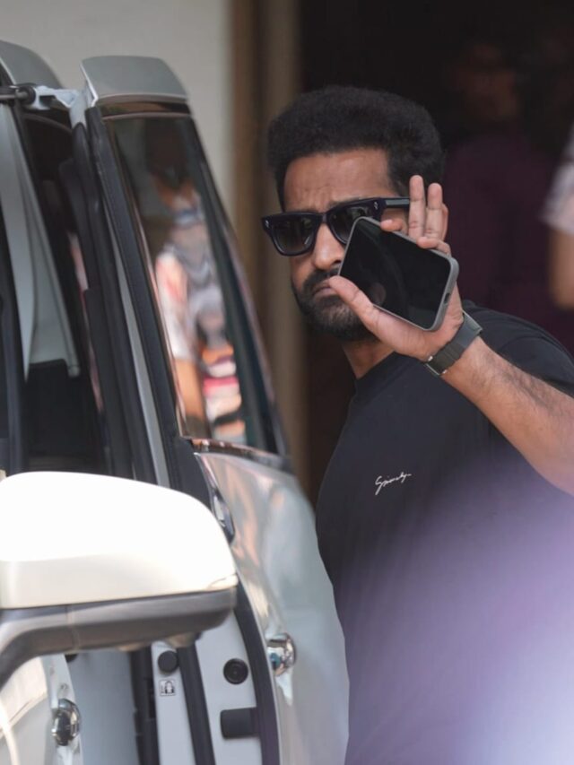 NTR Spotted At Mumbai Airport