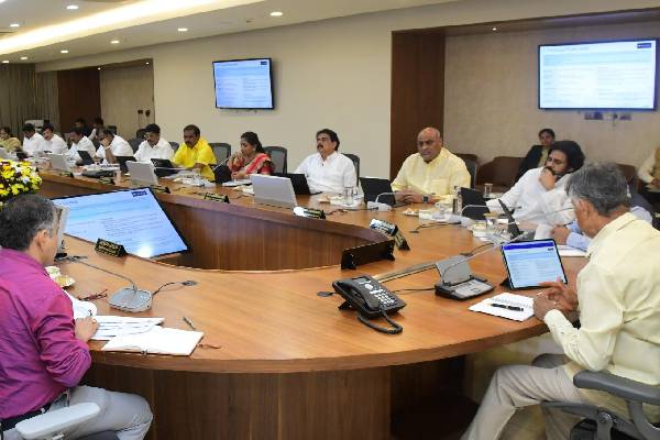 Cabinet Discusses Farmers’ Issues and Approves Key Industrial Projects