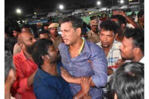 Vishal Collapses on Stage during an Event