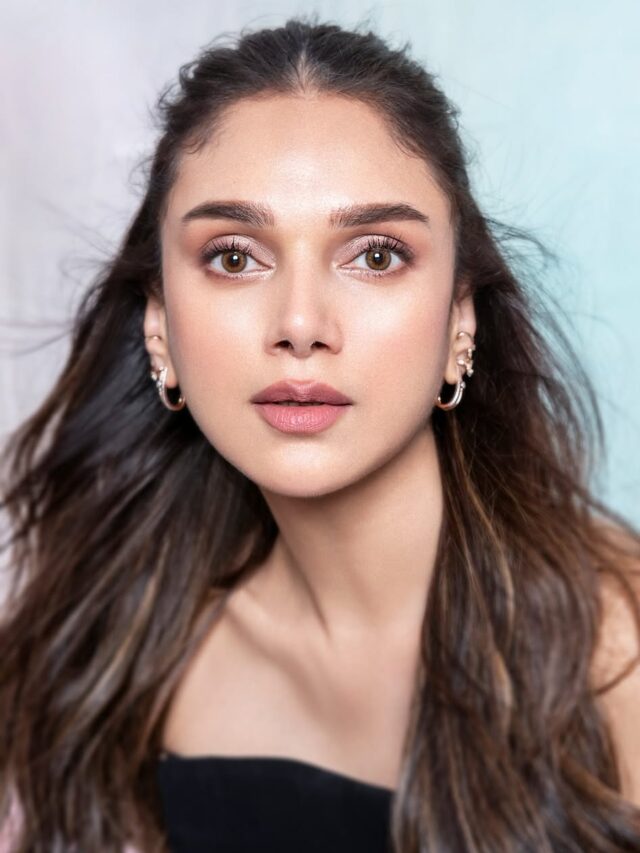 Aditi Rao Hydari In Wave Summit India 2025