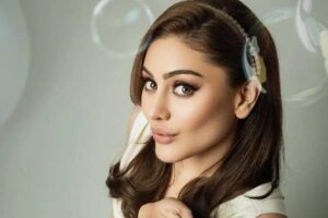 Kaanta Laga girl Shefali Jariwala Dies
